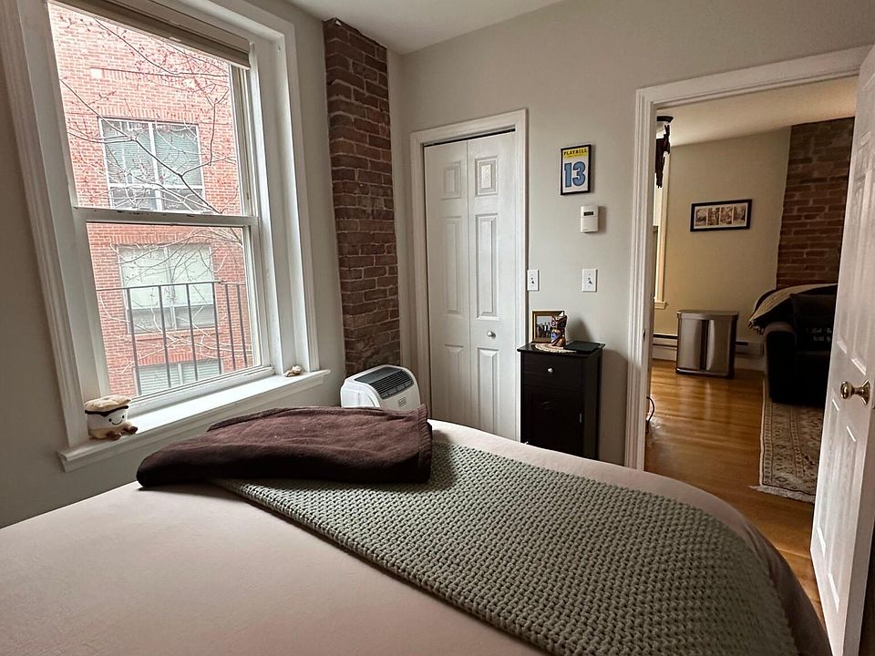 11516 Salem St Boston MA Zillow