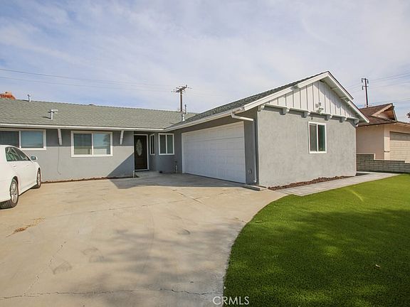2nd image of 15952 Standish Ln