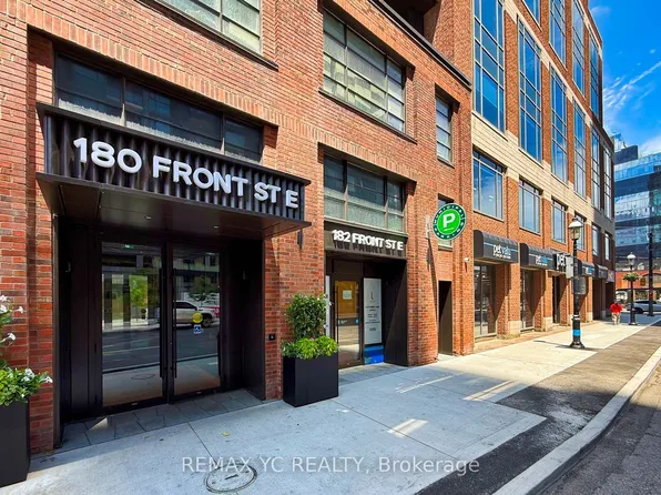 180 Front St E, Toronto, ON