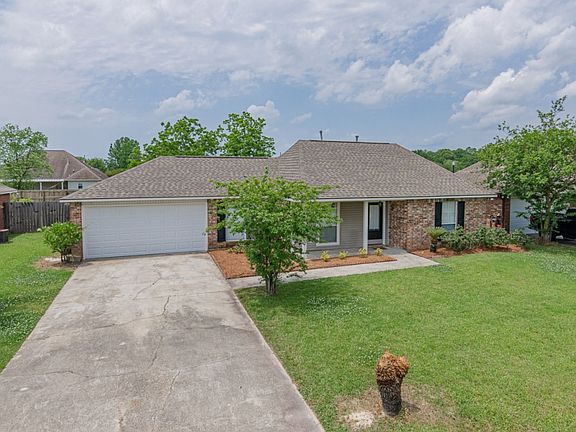 3rd image of 36037 Portsmouth Dr
