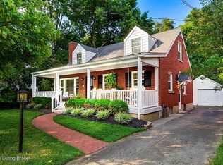 807 Cannons Ln, Saint Matthews, KY 40207