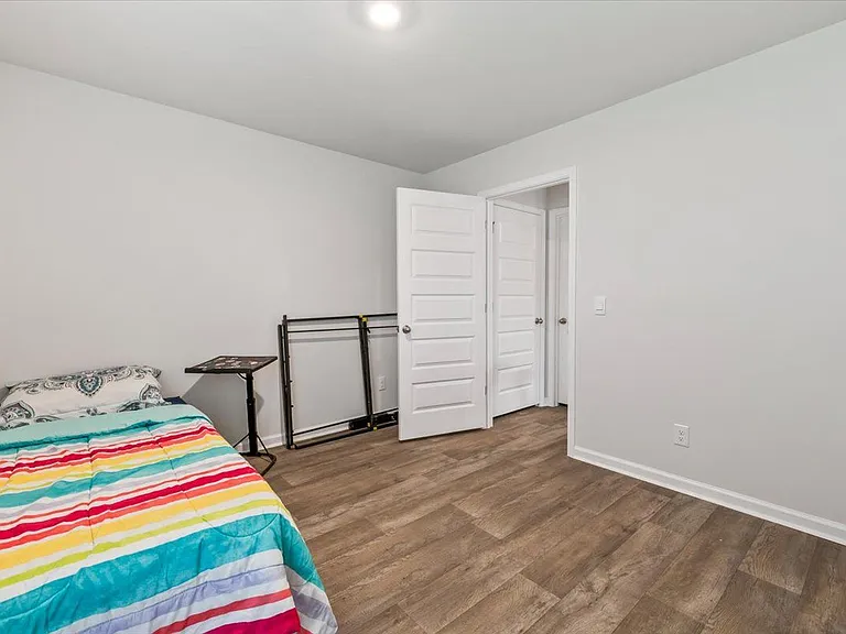 214 Ellie Way — Photo 16