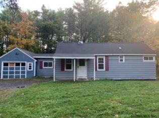 8 Swift Rd, Voorheesville, NY 12186