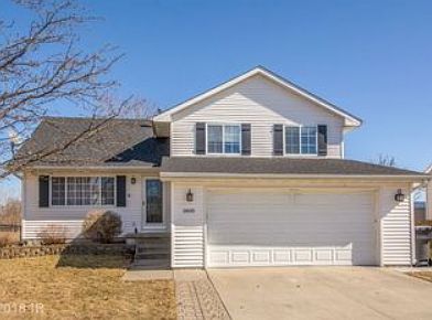 1st image of 2813 SW Townpark Dr