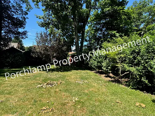 2615 Coit Ave NE Photo 1