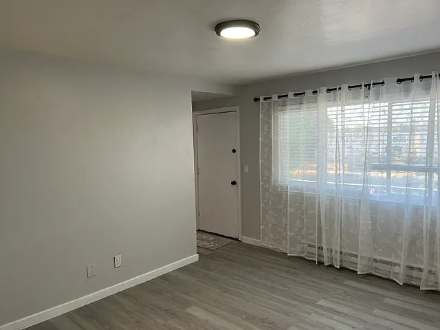 415 S Willard Ave #9 — Photo 11