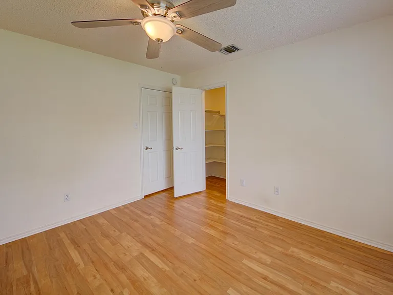 230 Cibolo Branch Dr — Photo 24
