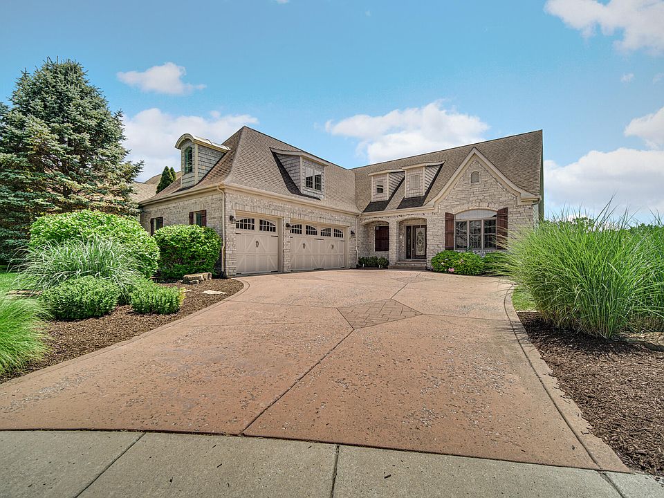 1st image of 286 Overlook Ct