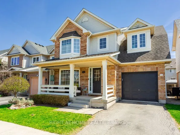5914 Blue Spruce Ave, Burlington, ON L7L 6T3