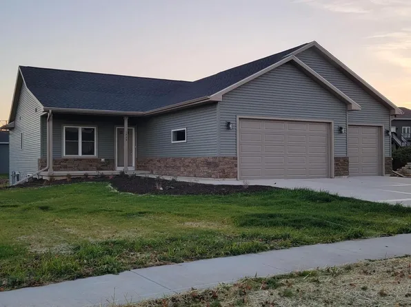1929 Grieg Drive, Mount Horeb, WI 53572