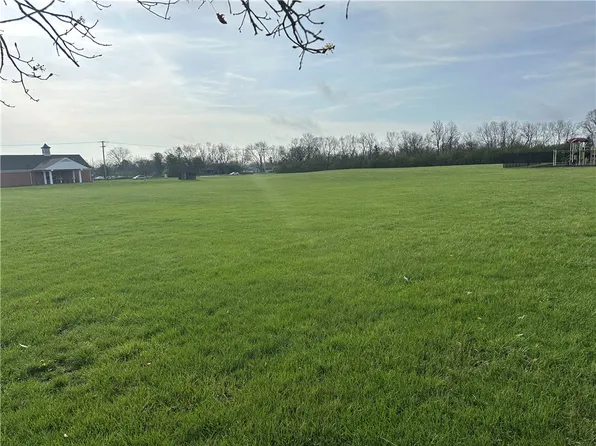 Na Olive Rd, Dayton, OH 45426