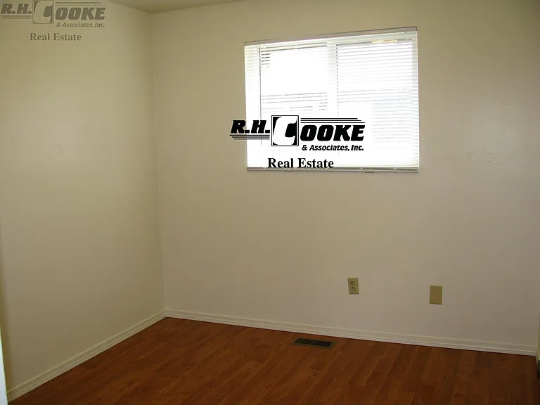 623 E Gordon Ave — Photo 13