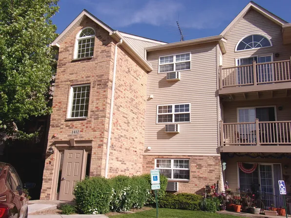 1412 W Clear Water Cir Unit 2C, Round Lake Beach, IL 60073