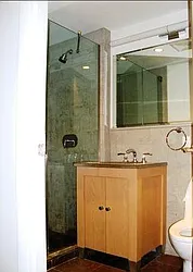 Rented by R New York