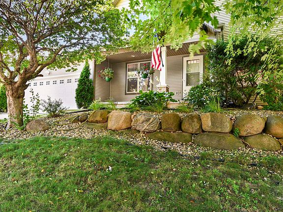 2nd image of 1233 Velvet Leaf Dr