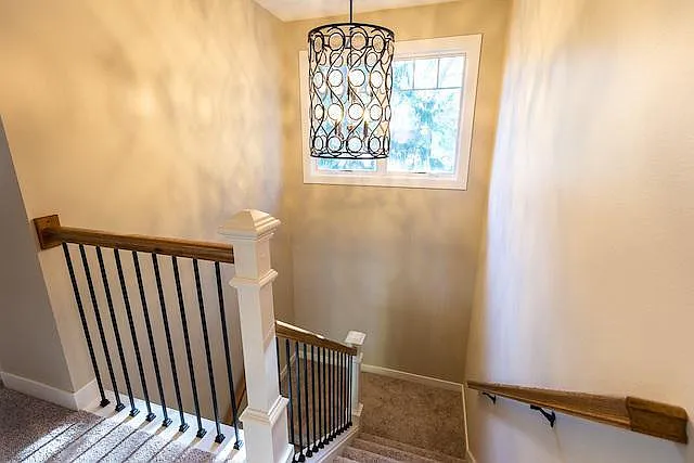 5200 Lake Mendota Dr — Photo 11