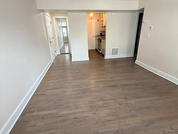 5th image of 100 1st St APT 5