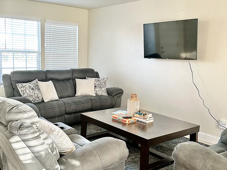 3755 Morningside Ave — Photo 22
