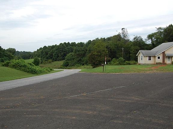 3rd image of 1352 Weldon Smith Rd