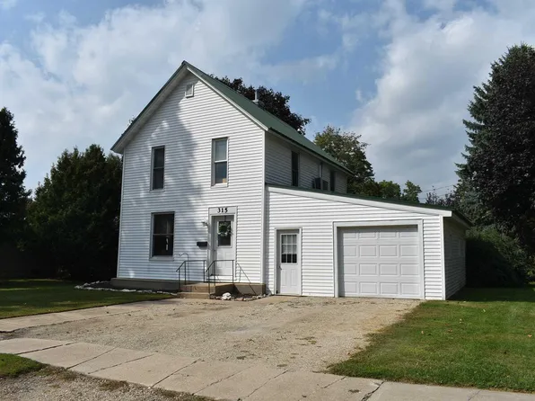315 Walnut St, Osage, IA 50461