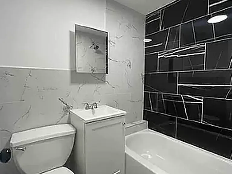329 S 4th St #1F — Photo 5
