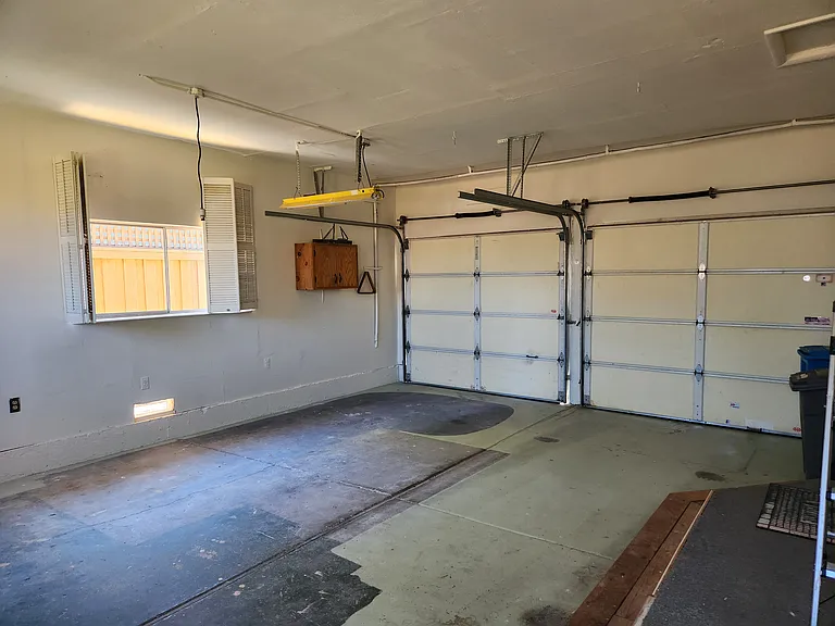 2220 Sartori Dr — Photo 22