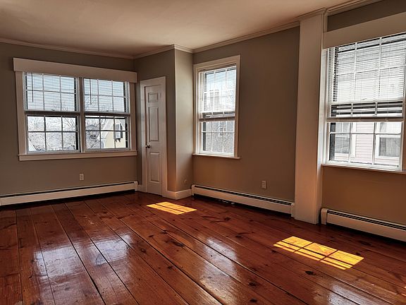 5th image of 84 Washington St #2
