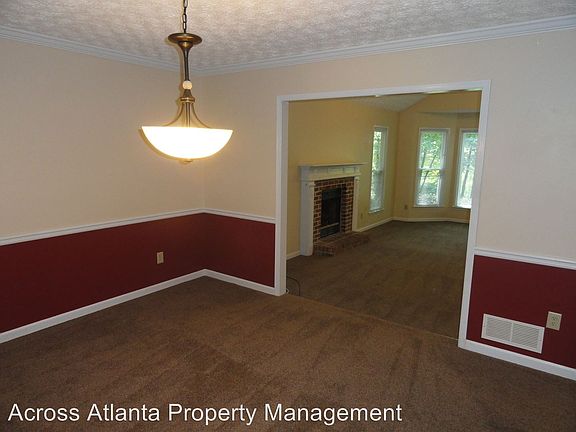 5th image of 1088 Atherton Ln