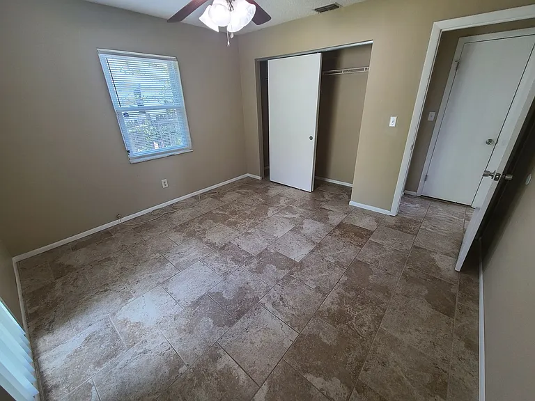 4141 Fargo St N — Photo 16