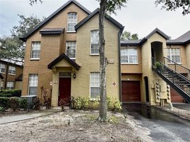 6352 Raleigh St, Orlando, FL