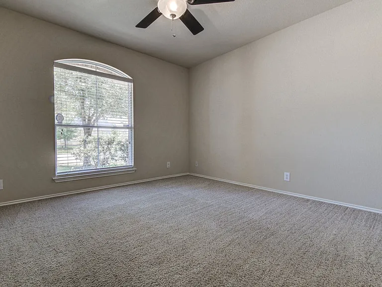 307 Riverine Way — Photo 18