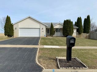 3188 Kregel Dr, Rockford, IL