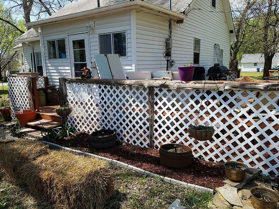 2nd image of 4002 W 6th St