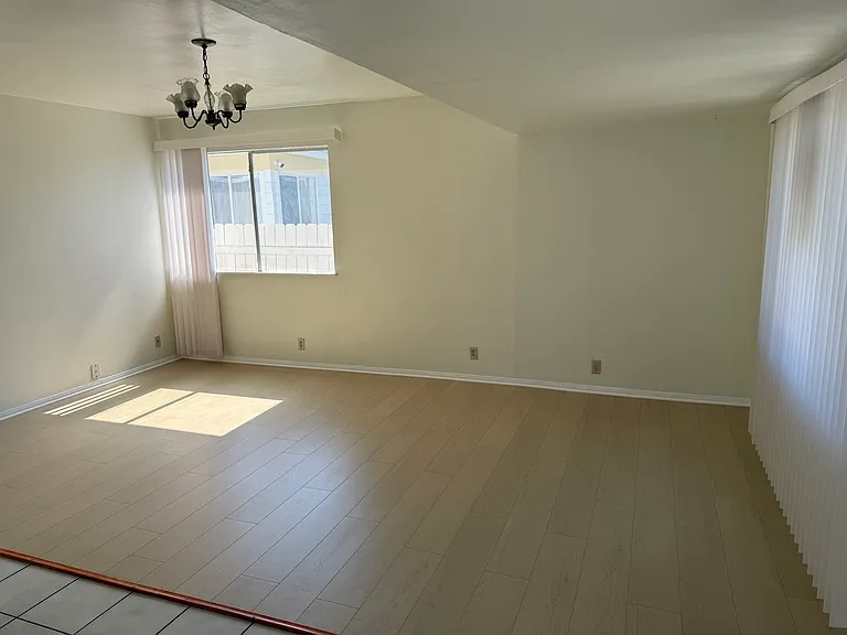 4040 W 164th St #1 — Photo 1