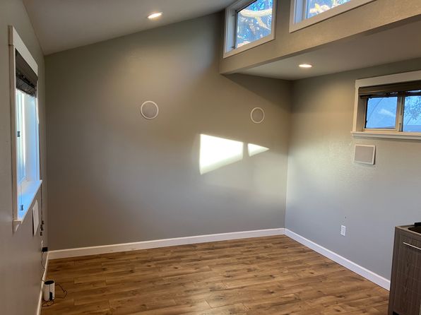 (undisclosed Address)