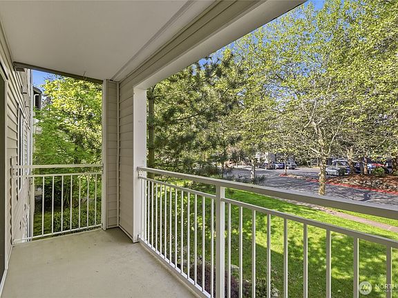 3rd image of 12303 Harbour Pointe Boulevard #W204