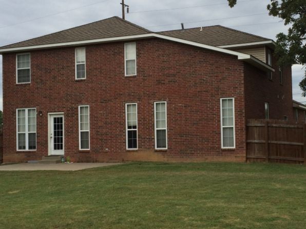 2411 E 18th St, Ada, OK 74820