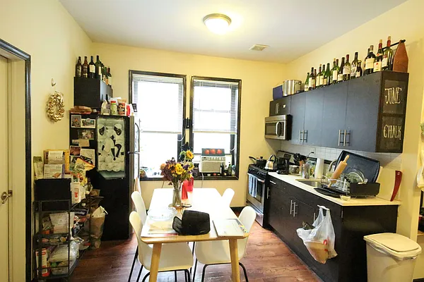 Rented by Rental Solutions Inc | media 14