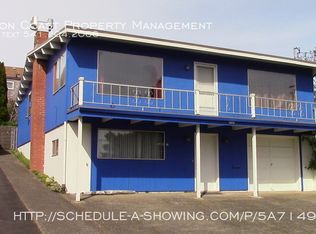 1727 NE 11th St, Lincoln City, OR 97367