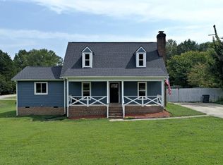 1101 Southern Oaks Dr, Raleigh, NC 27603