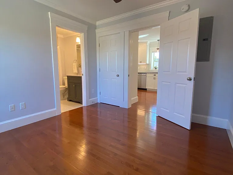 983 Broadway #3 — Photo 23