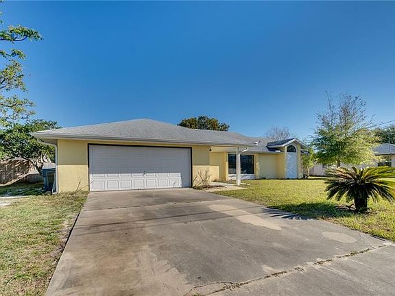 2nd image of 755 Highland Dr