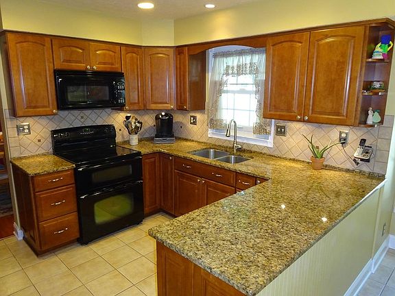 Gorgeous Granite Countertops!