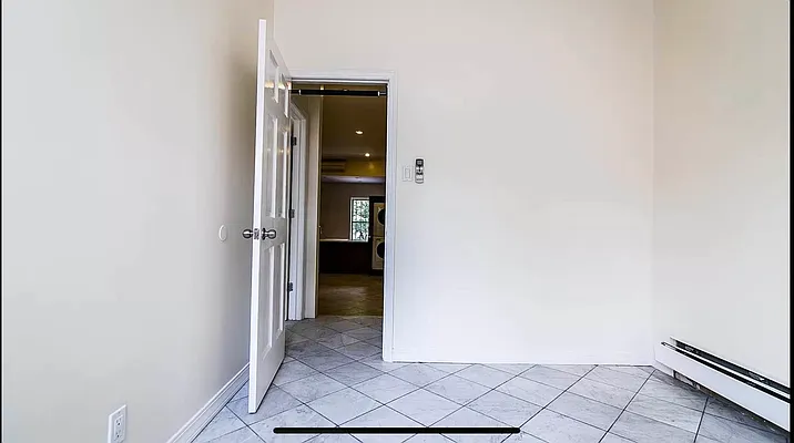 Rented by Nooklyn NYC LLC | media 40