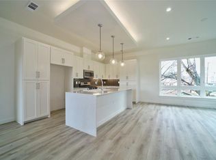 329 College Ave, Fort Worth, TX 76104