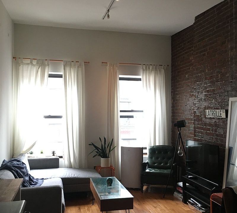 2nd image of 163 Stanton St APT 18