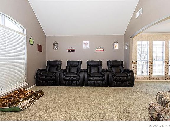 5th image of 3933 S 199 East Ave