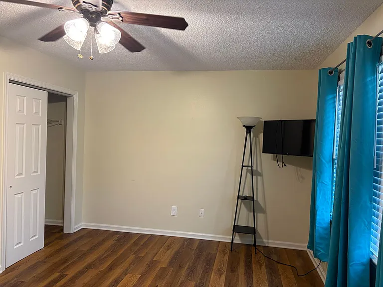 2308 Neptune Way — Photo 11