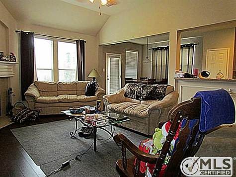 5th image of 5029 White Spruce Dr