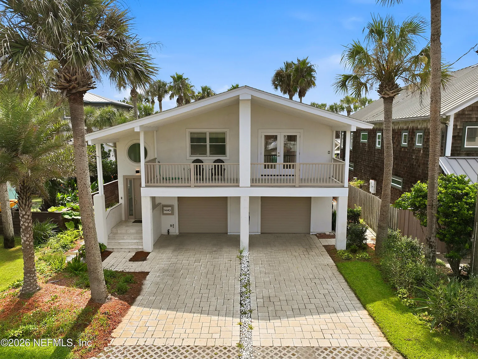 4 bed, 3.0 bath, 2619 sqft, $8,200 — Photo 2